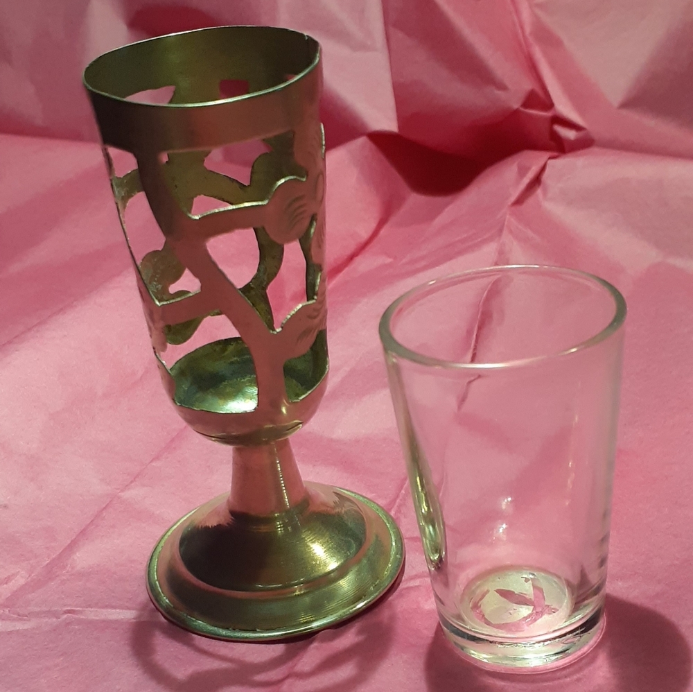 Caged cordial glasses and tray. Vintage - Picture 2 of 9